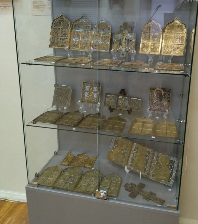 Памятники медного культового литья впервые привезли в Витебск